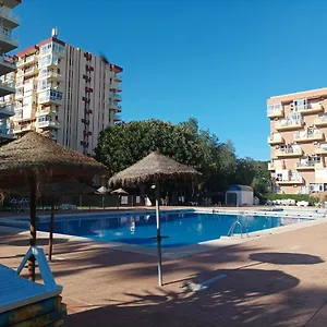 https://modern-white-studio.es-andalucia.com